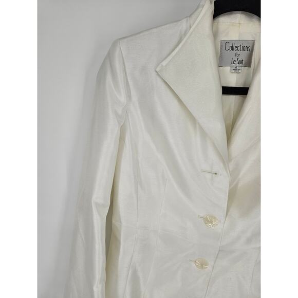 Collections for Le Suit Women's White Long Sleeve Tri Button Front Jacket Size 6 - Picture 2 of 4